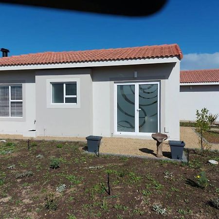 One Bedroom Unit With Kitchenette In Langebaan Country Estate - Solar Power Exterior foto