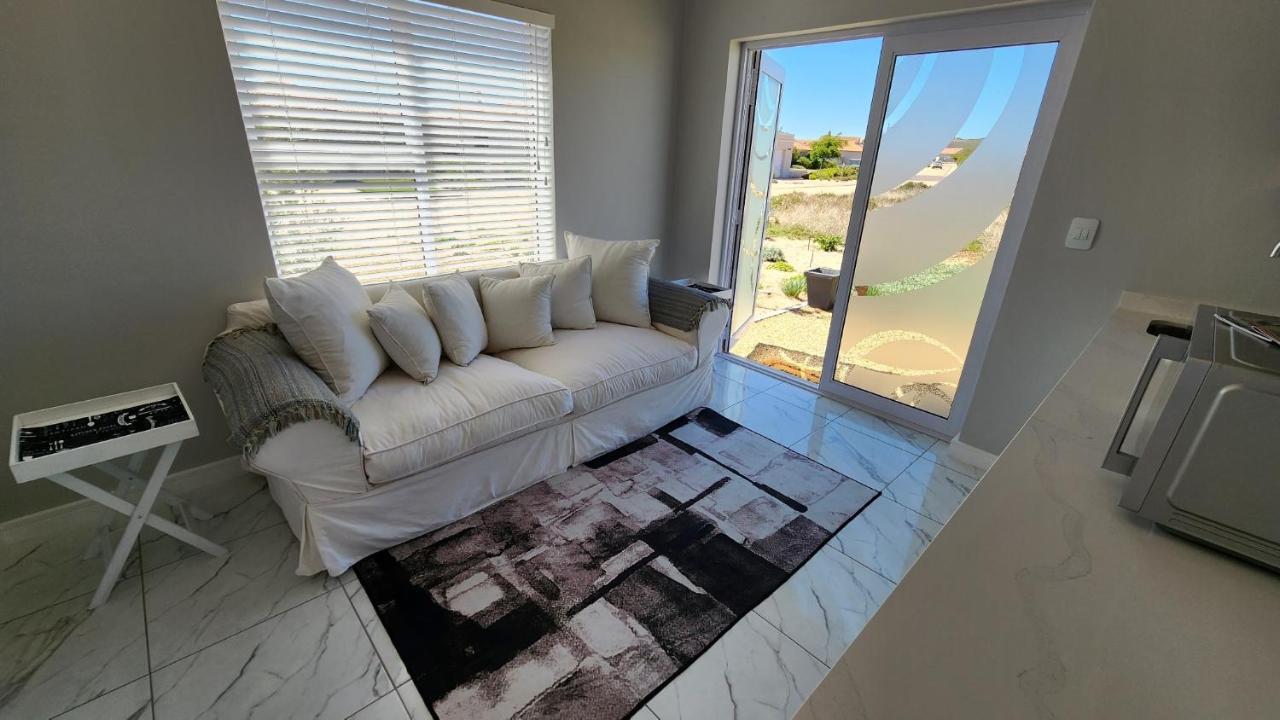 One Bedroom Unit With Kitchenette In Langebaan Country Estate - Solar Power Exterior foto